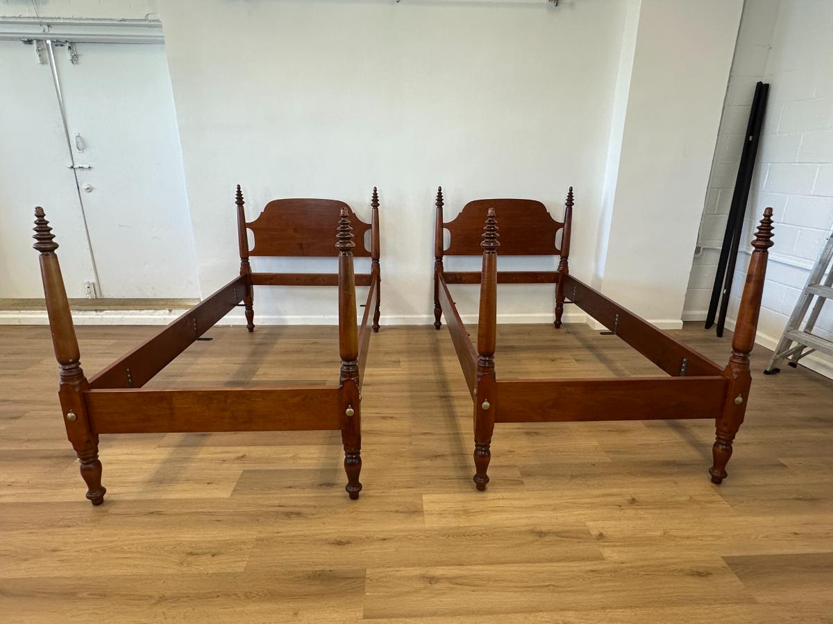 Leonard's of New England Pine Tree Top Twin Beds, Pair