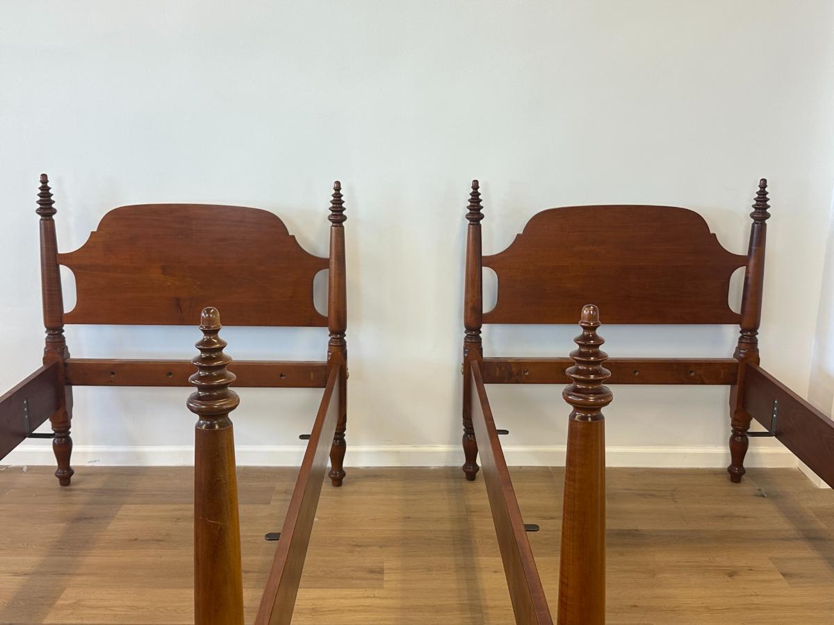 Leonard's of New England Pine Tree Top Twin Beds, Pair