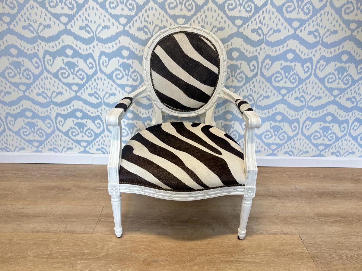 Oly Studio Sophie Chair