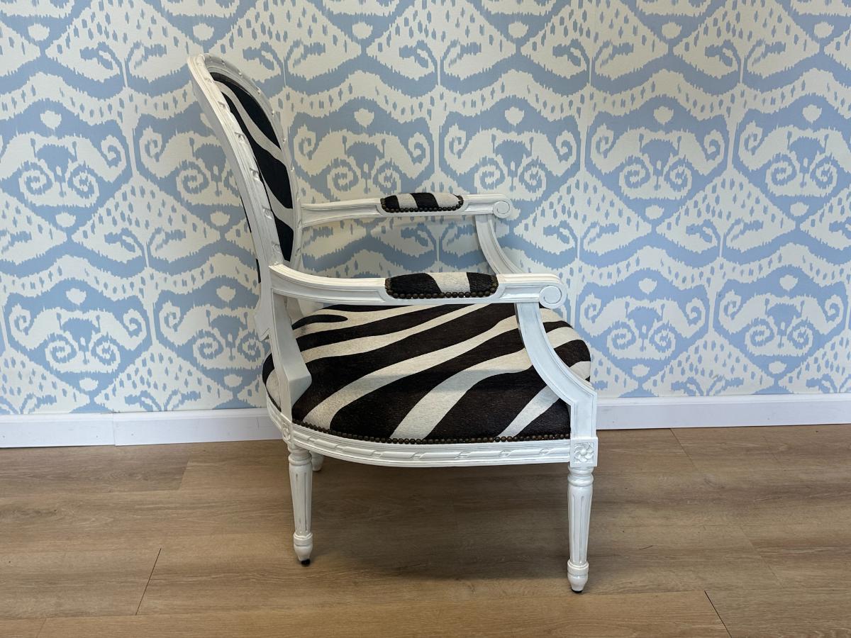 Oly Studio Sophie Chair