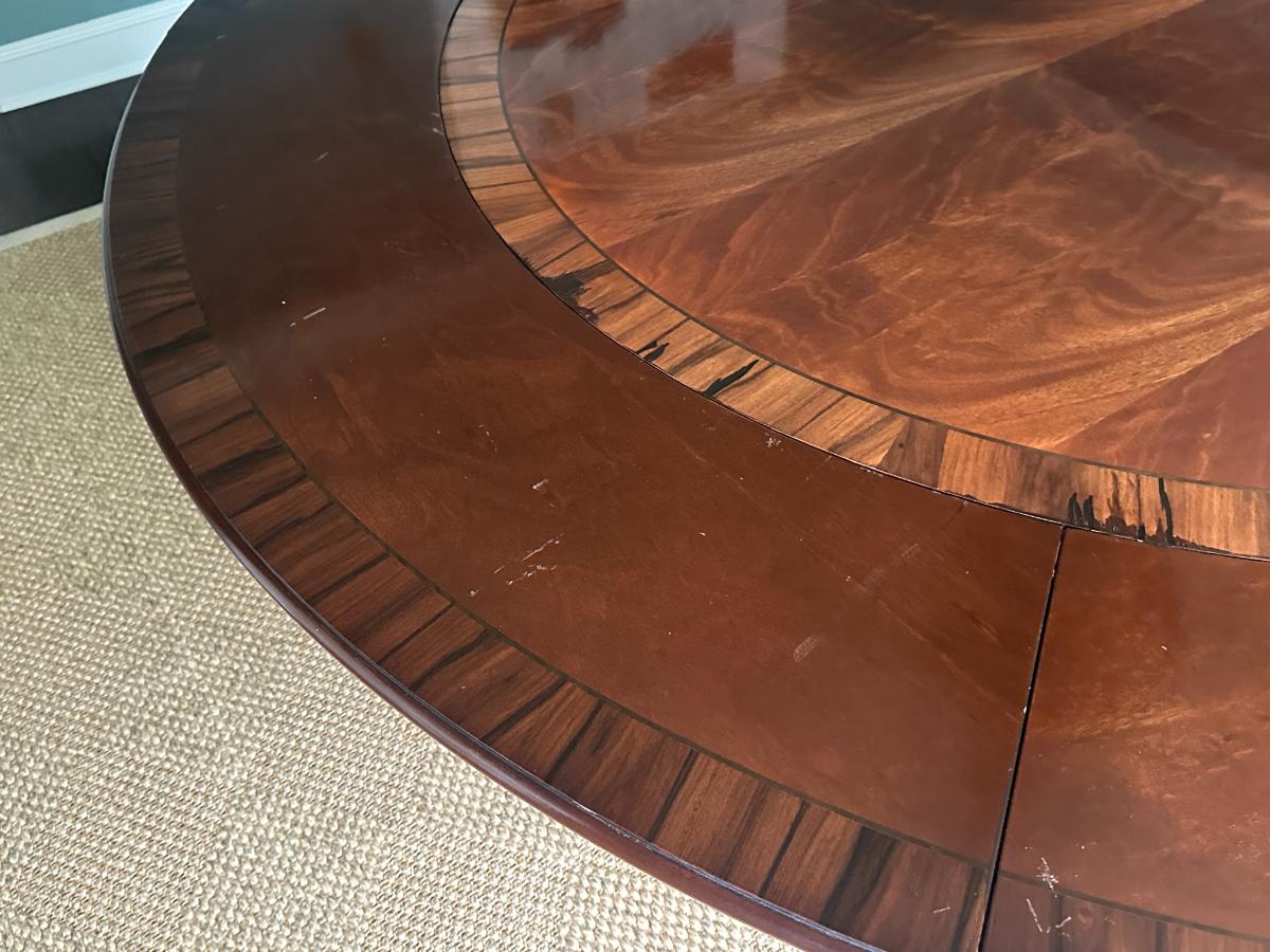 English Mahogany Round Perimeter Leaf Dining Table with Rosewood Banding
