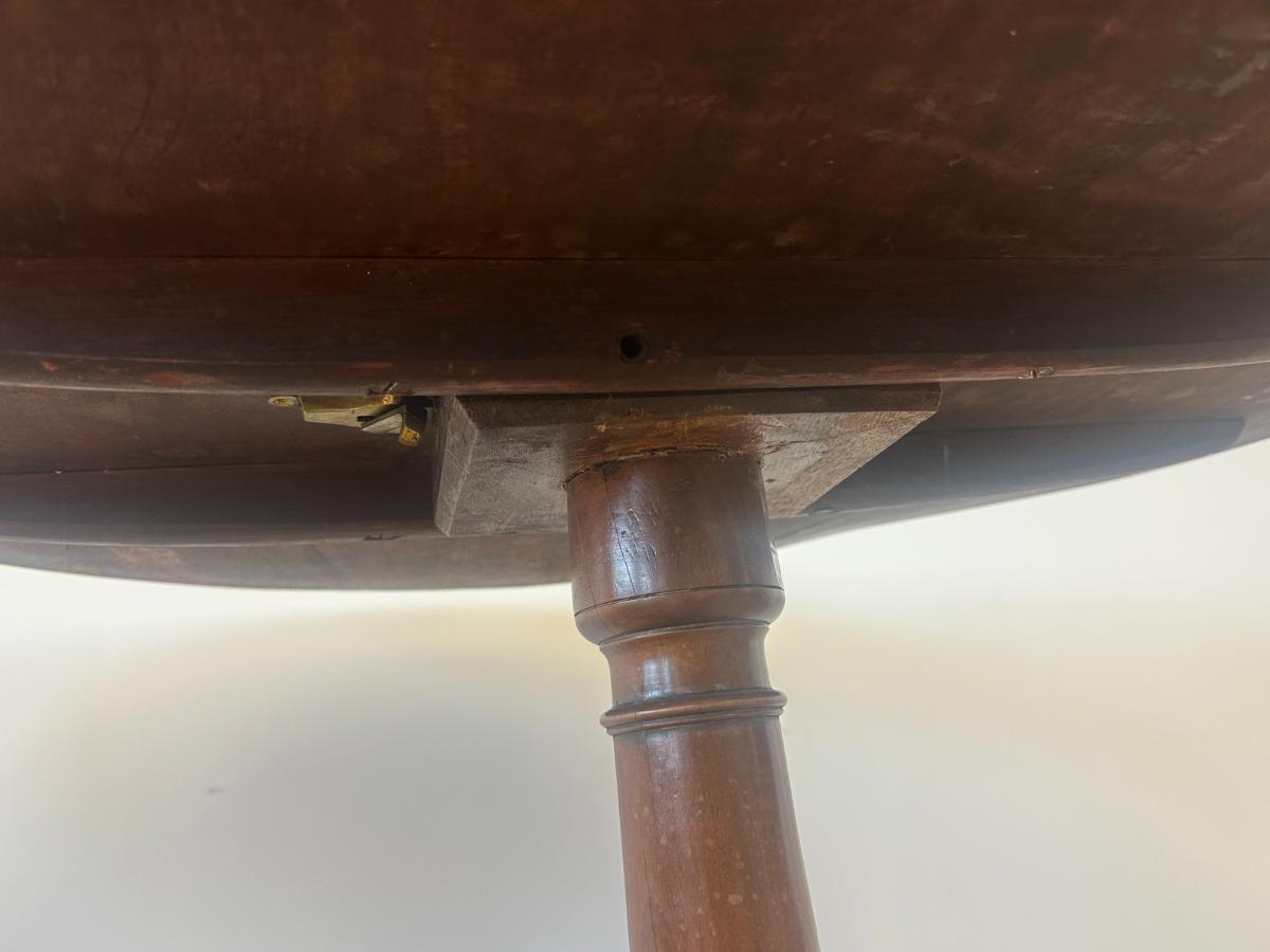 Antique Mahogany Tilt Top Tea Table