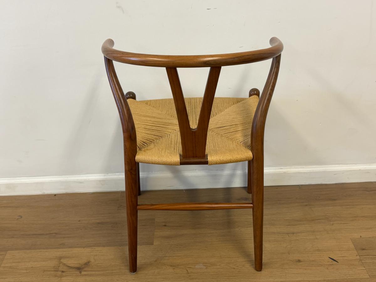 Carl Hansen & Søn Wishbone Chairs, Set of 8