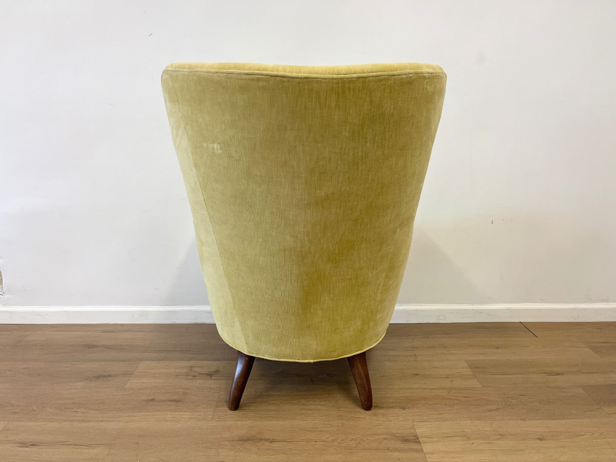 Lee Industries Mid-Century Modern Chartreuse Velvet Wingback Armchair, Model 1304-01