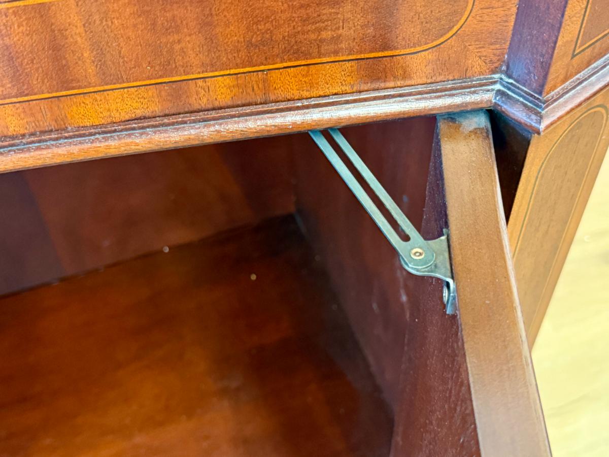 Mahogany Sideboard with Inlay from Wellington Hall