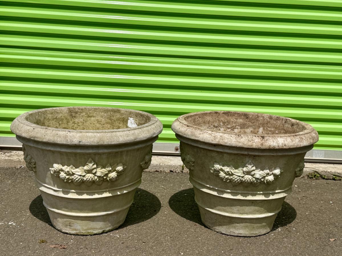 Nina Studio Cement Planters with Acorn Relief, Pair
