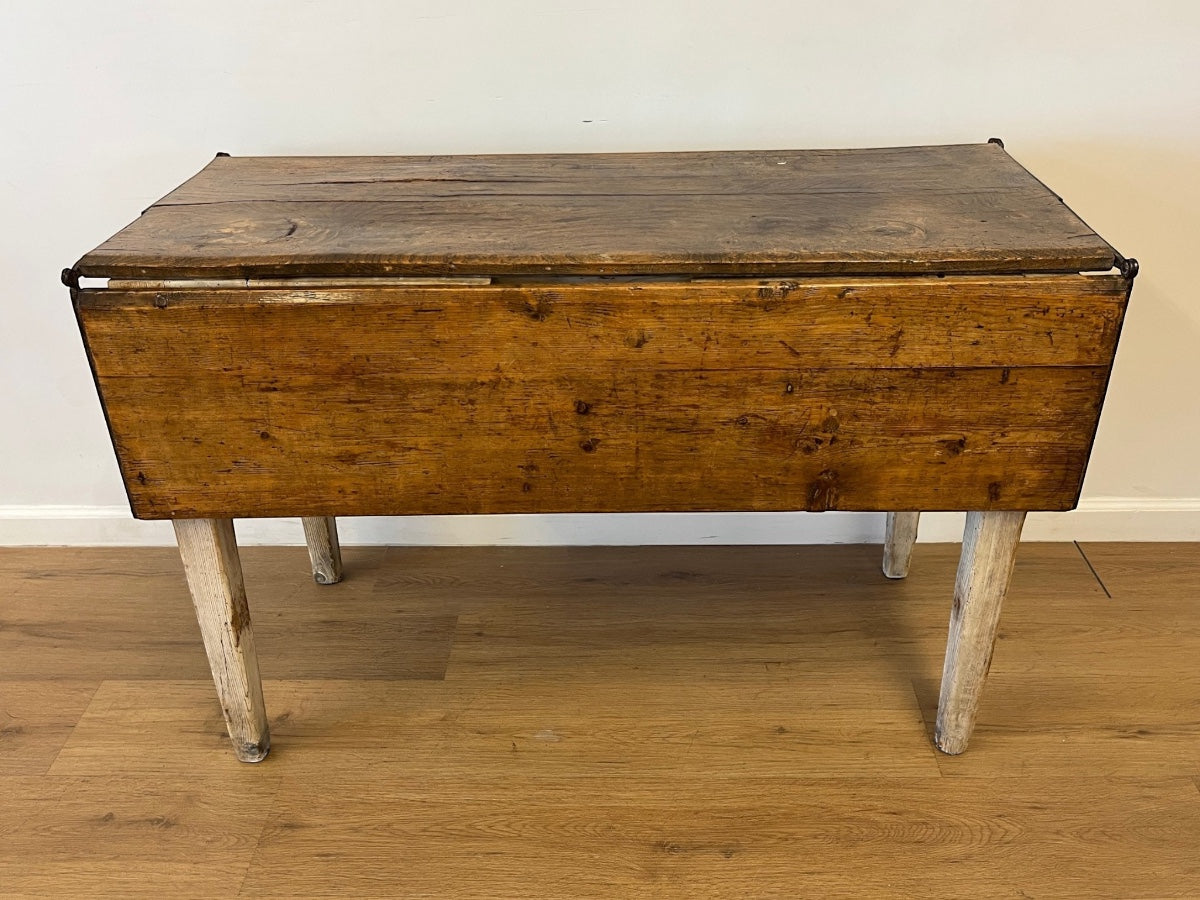 Antique Scandinavian Style Mixed-Wood Slagbord Farmhouse Drop-Leaf Table