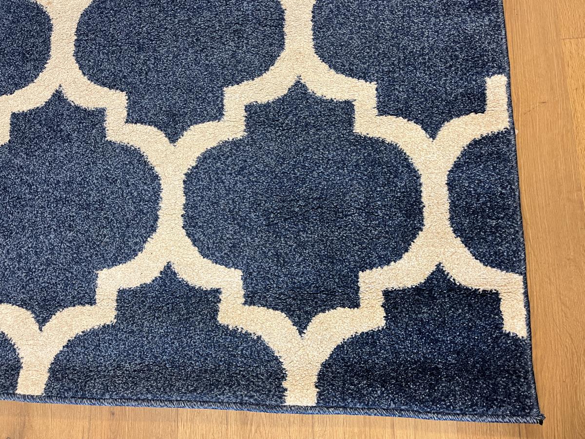 9 x 12 Quatrefoil Navy Rug