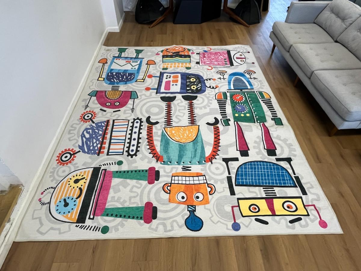 8 x 10 Ruggable Multi Color Robot Party Vinyl Rug