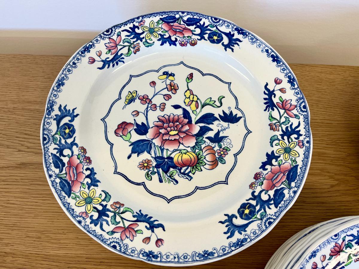 Vintage Copeland Spode “Bang Up” Pattern, Service for 12
