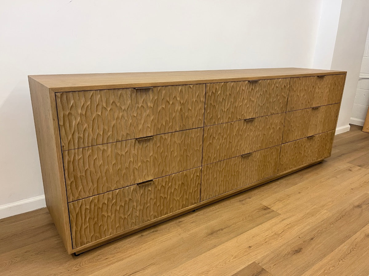 RH Melbourne 9-Drawer Dresser