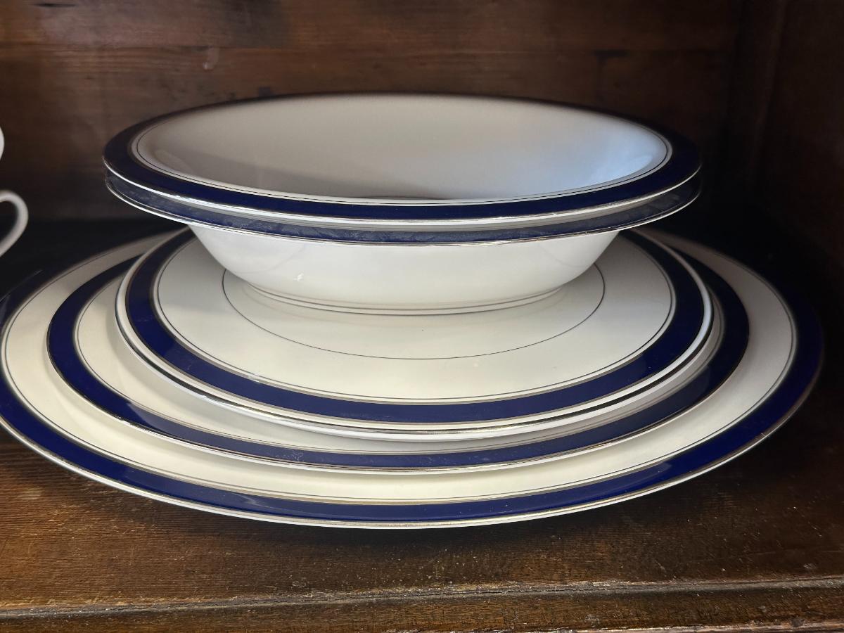 Royal Worcester Howard Cobalt and Jaipur Dinnerware and Serving Dishes, Service for 10