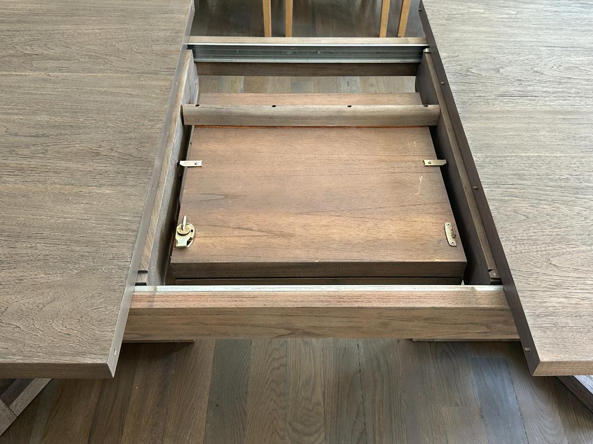 Brownstone Furniture Palmer Dining Table
