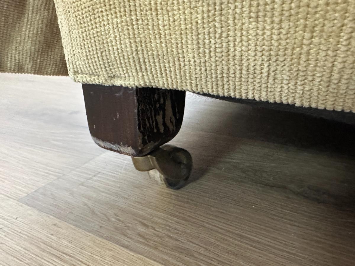 Skirted 90" Standard Arm Sofa