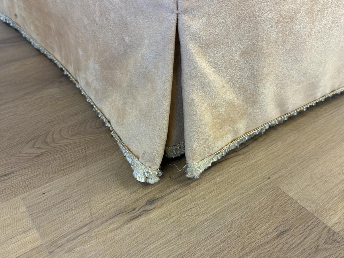 Tufted Suede Chaise Lounge