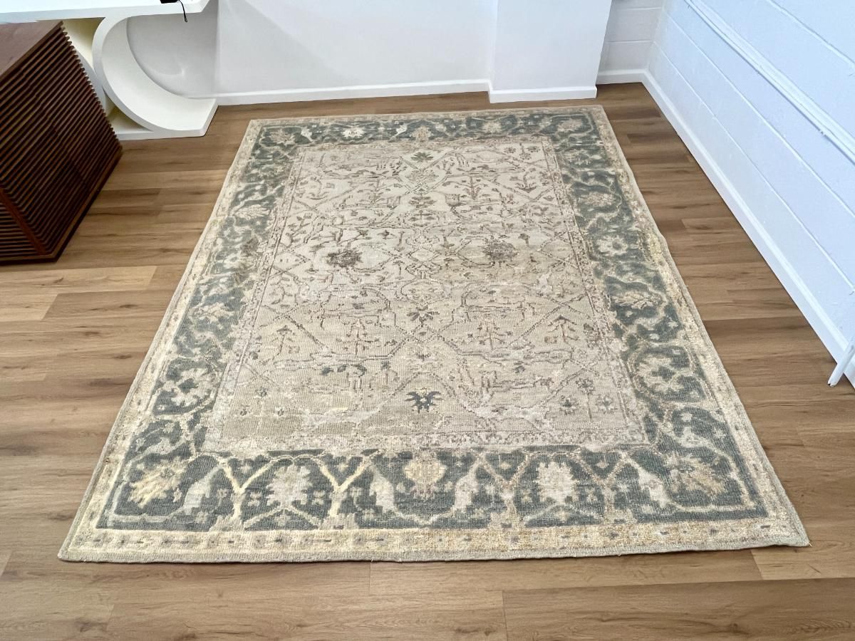 Safavieh 8 x 10 Washed Ivory & Sage Rug