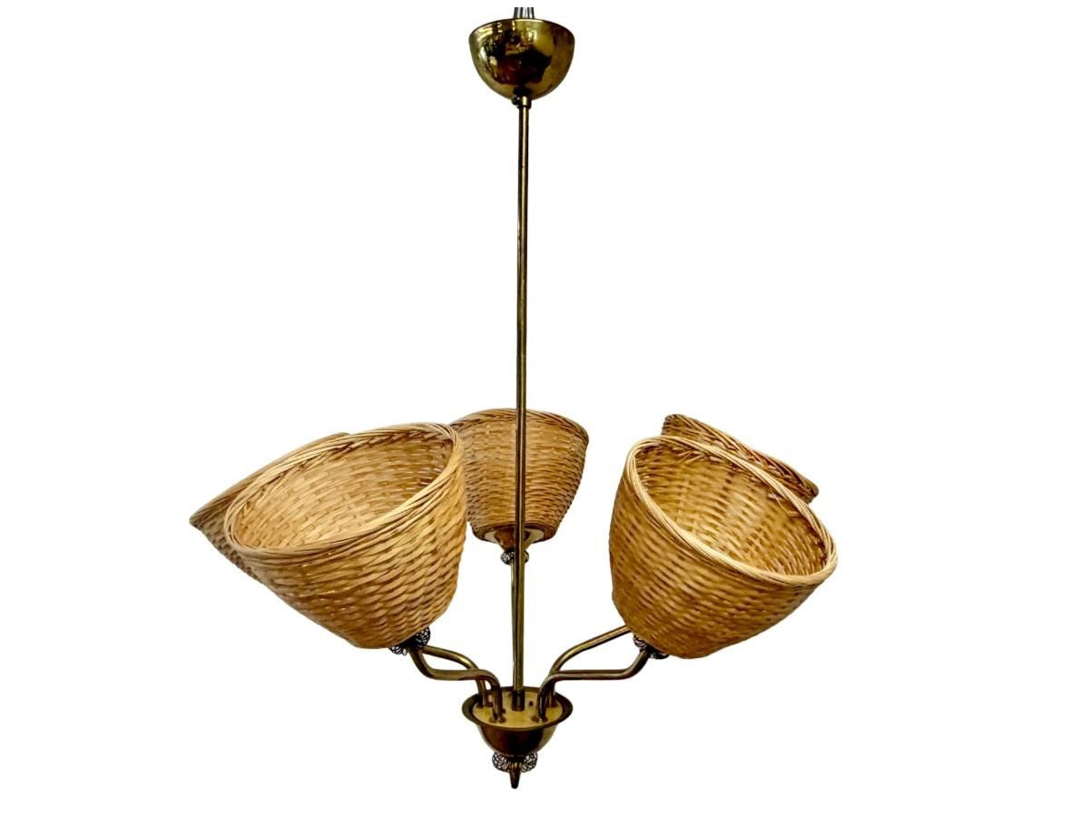 Mid-Century Itsu Five-Light Brass & Rattan Chandelier, Finland 1950