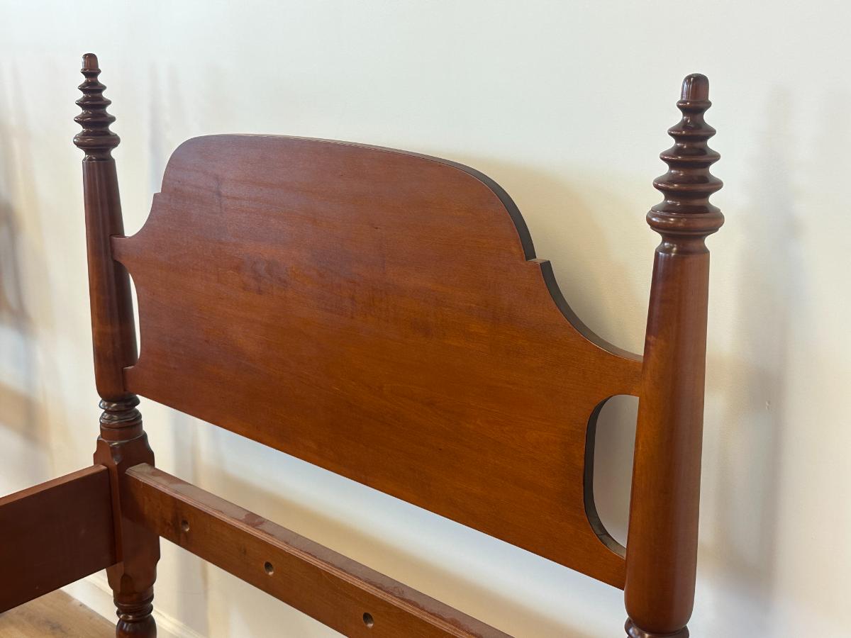 Leonard's of New England Pine Tree Top Twin Beds, Pair