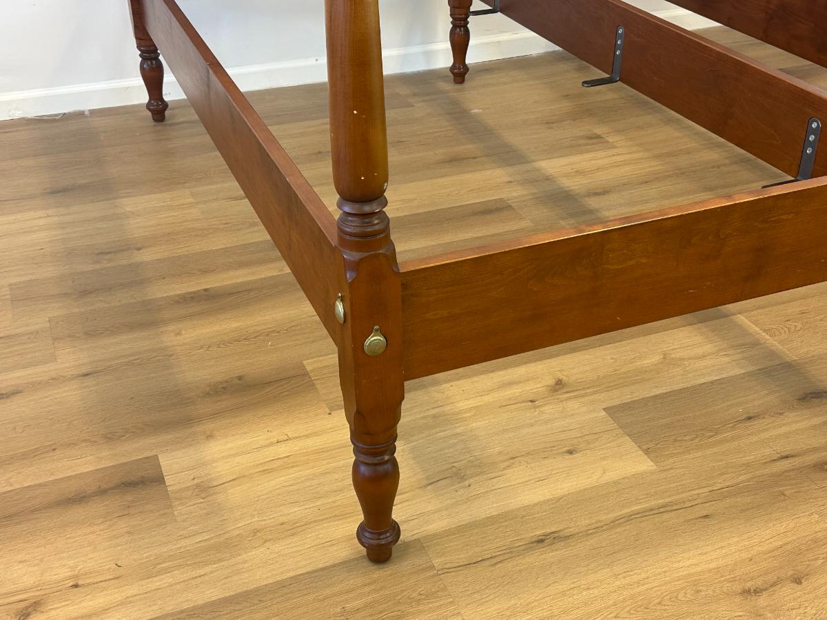 Leonard's of New England Pine Tree Top Twin Beds, Pair