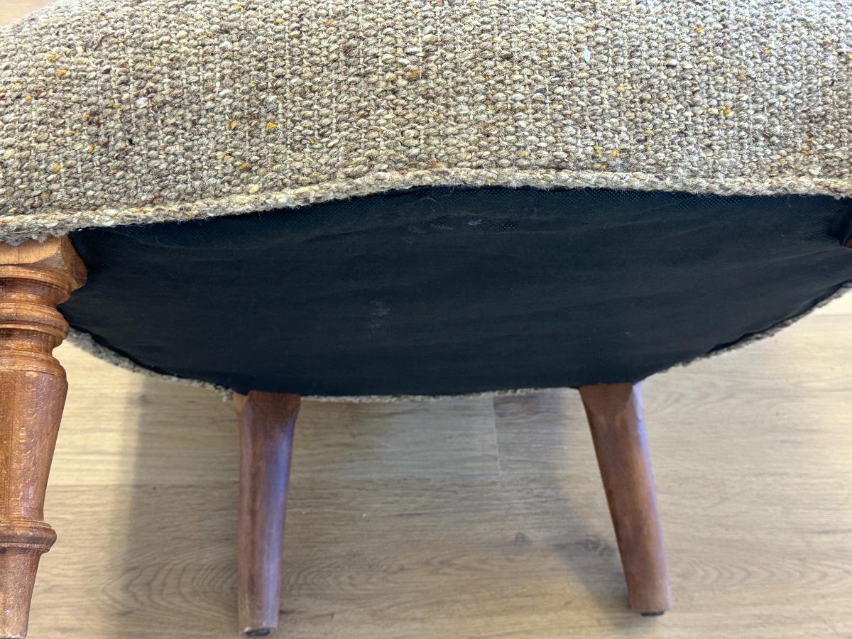 Vintage Tufted Back Tweed/Boucle Accent Chair