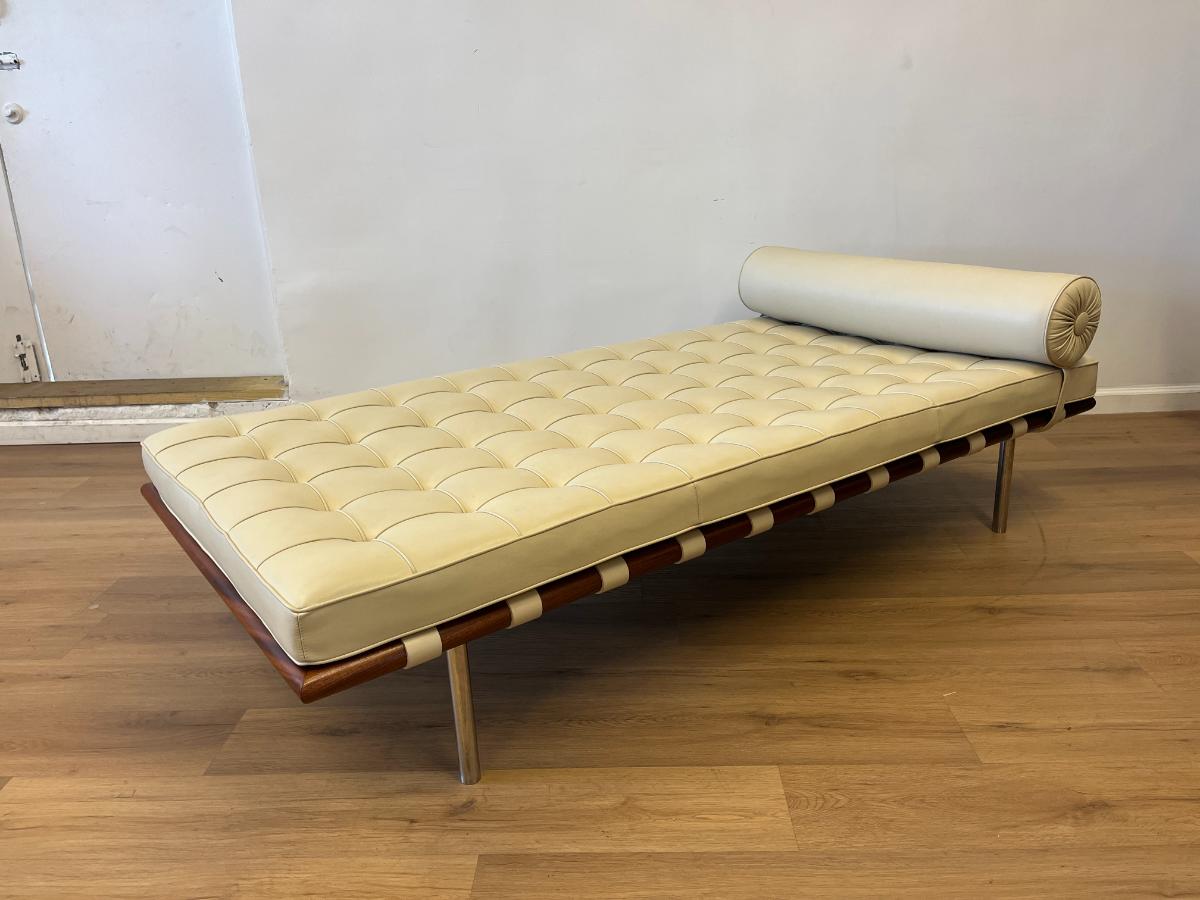Mies Van Der Rohe Barcelona Couch