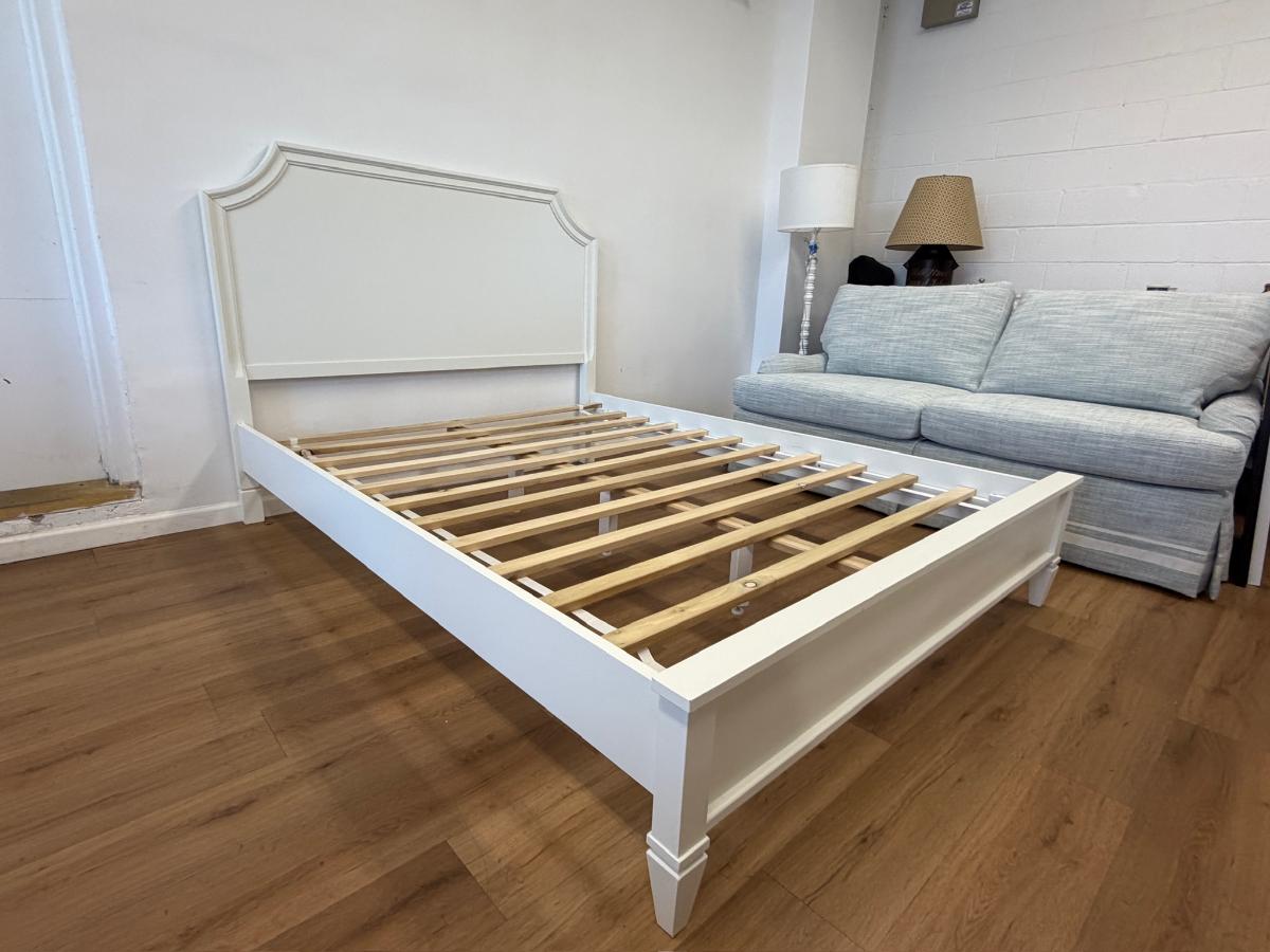 Pottery Barn Teen Auburn Classic Queen Bed