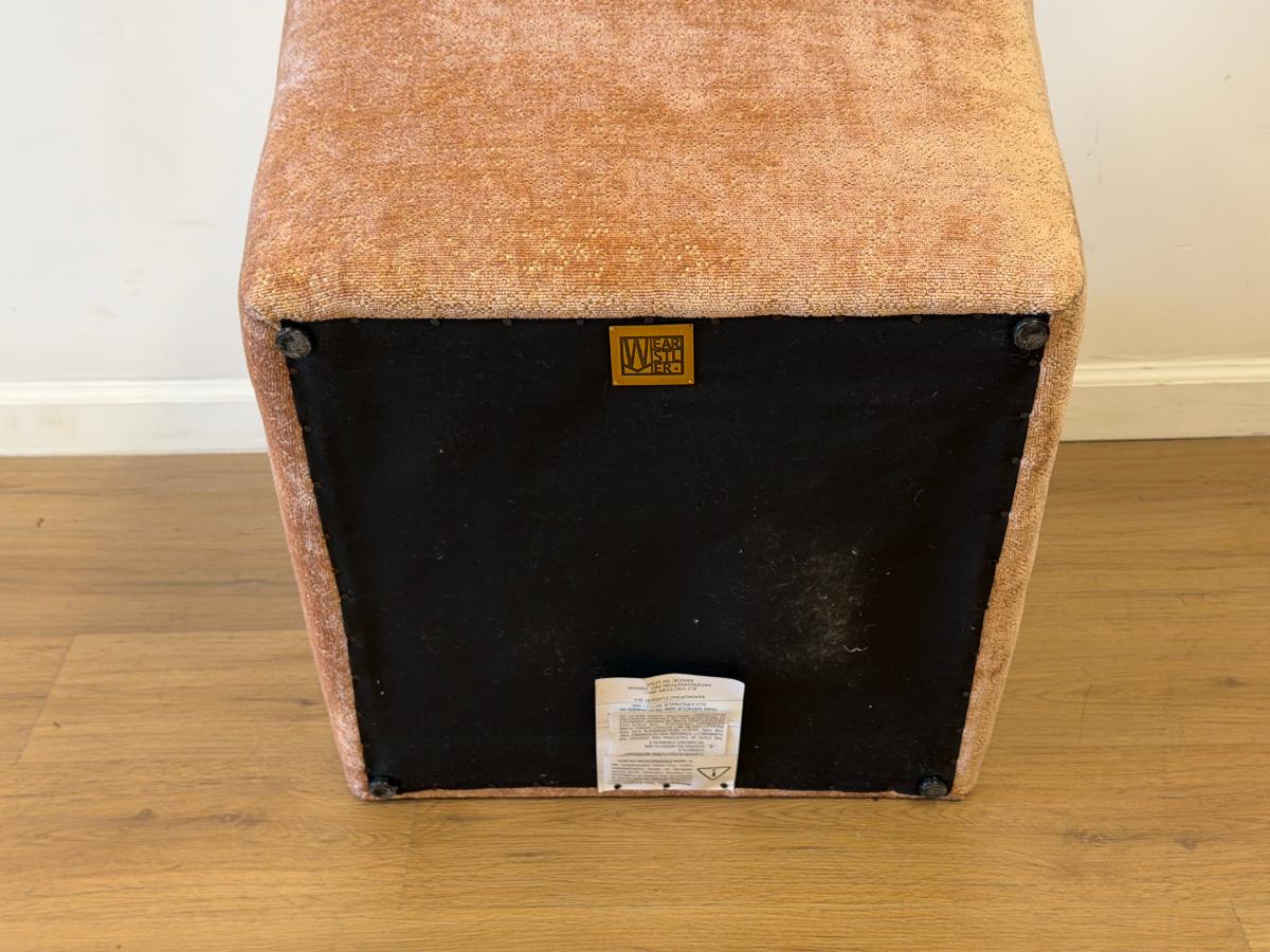 Kelly Wearstler Saloni Alfa Pouf