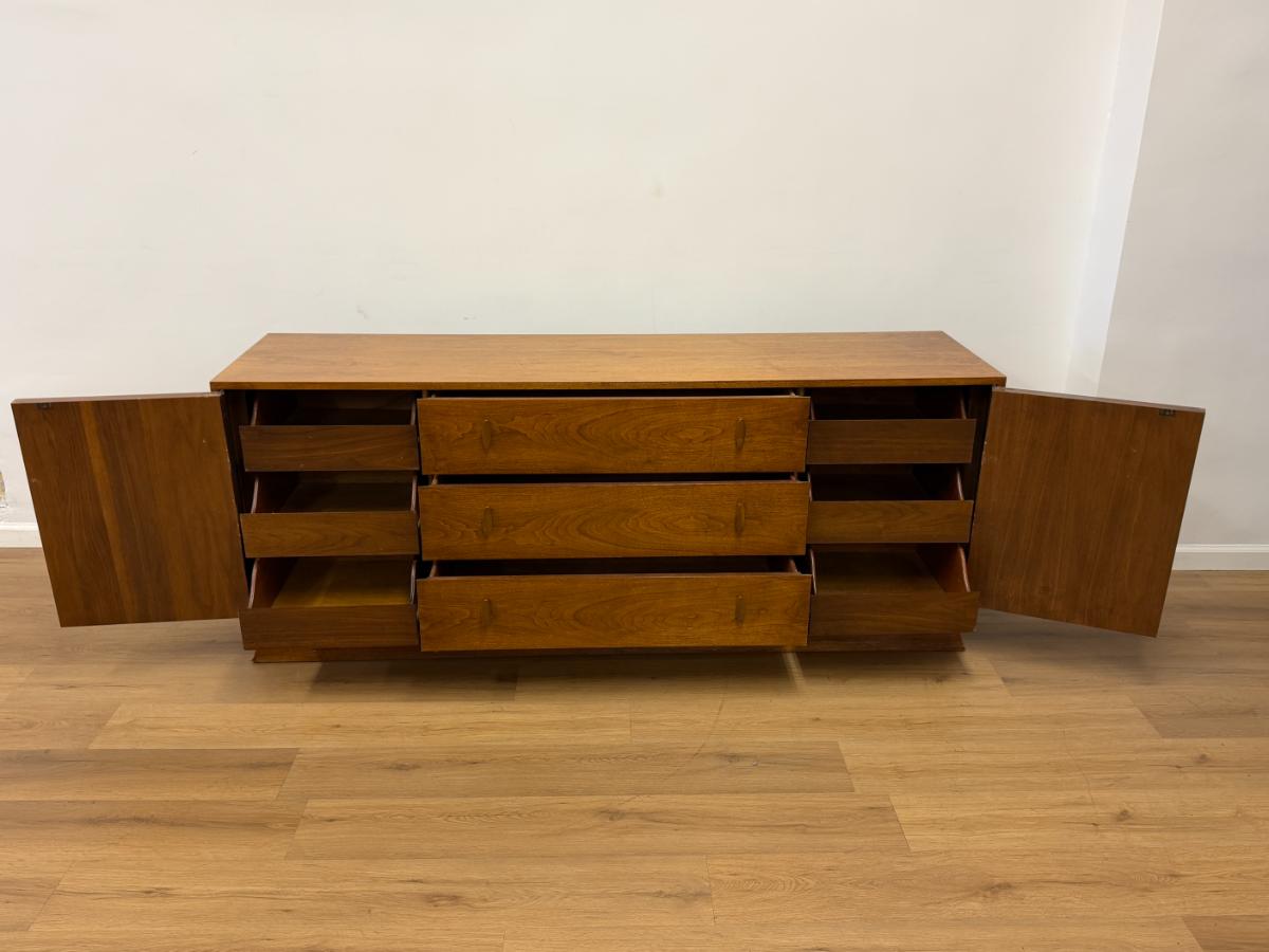 Specialty Woodcraft Inc. Vintage Mid Century Modern Lowboy Dresser