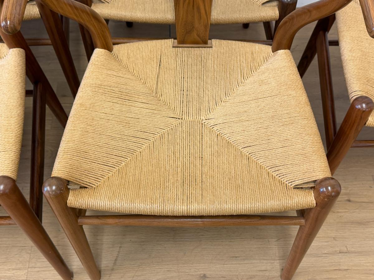 Carl Hansen & Søn Wishbone Chairs, Set of 8