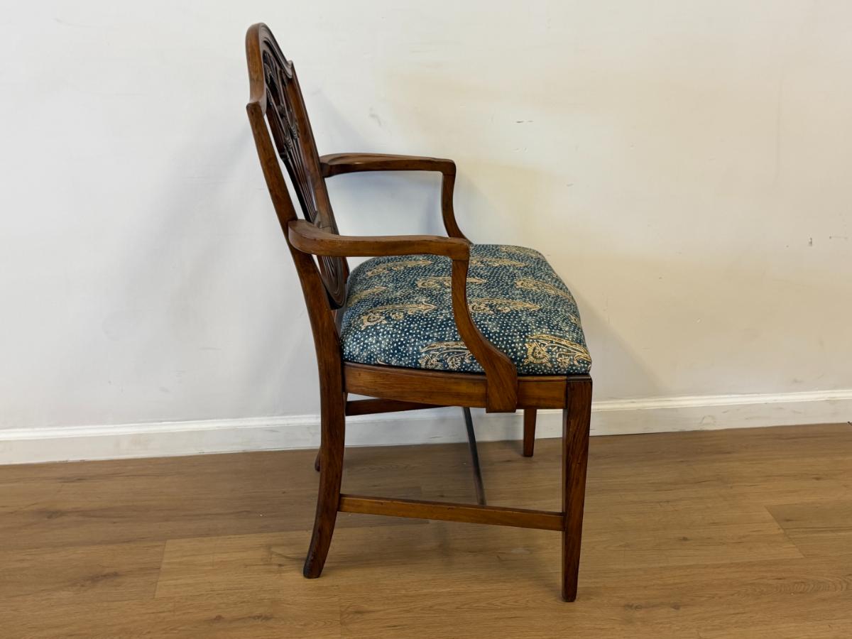 Vintage Hepplewhite Style Shield Back Dining Chairs, Set of 8