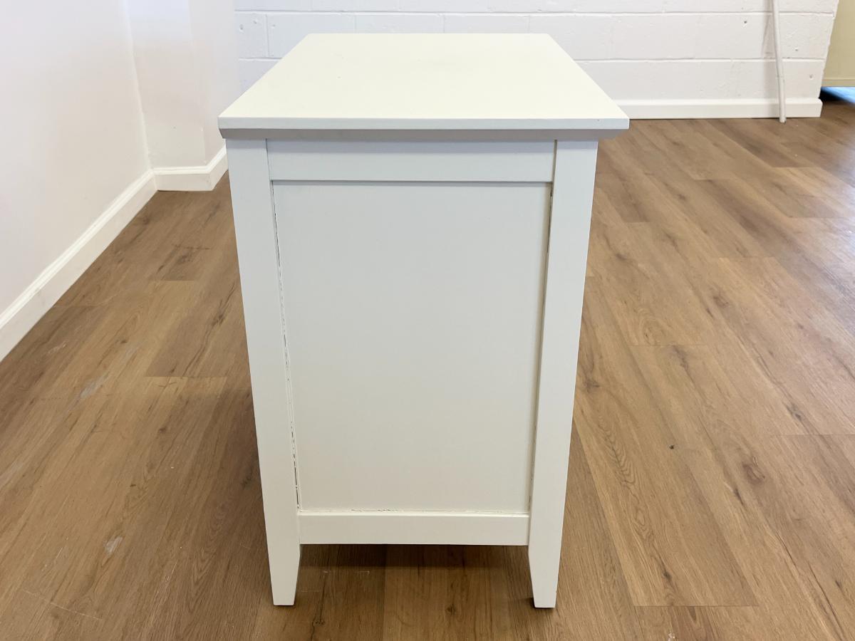 Vermont Tubbs White Nightstand