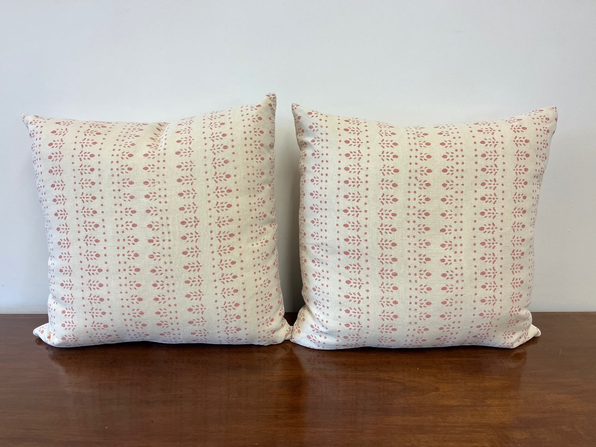 Alice Sergeant Najwa Pillows, Pair