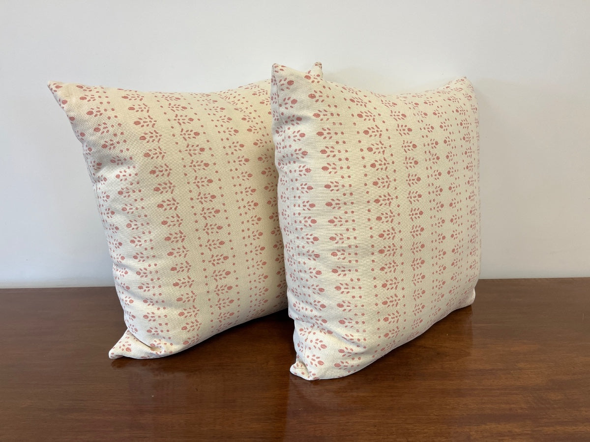 Alice Sergeant Najwa Pillows, Pair