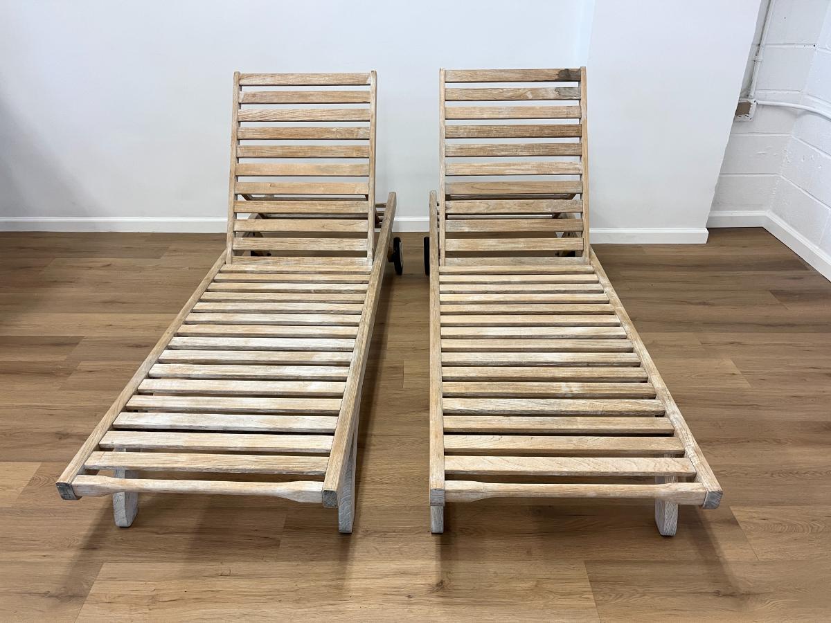 Barlow Tyrie Classic Chaise Lounges with Drink Trays, Pair (1 of 2)