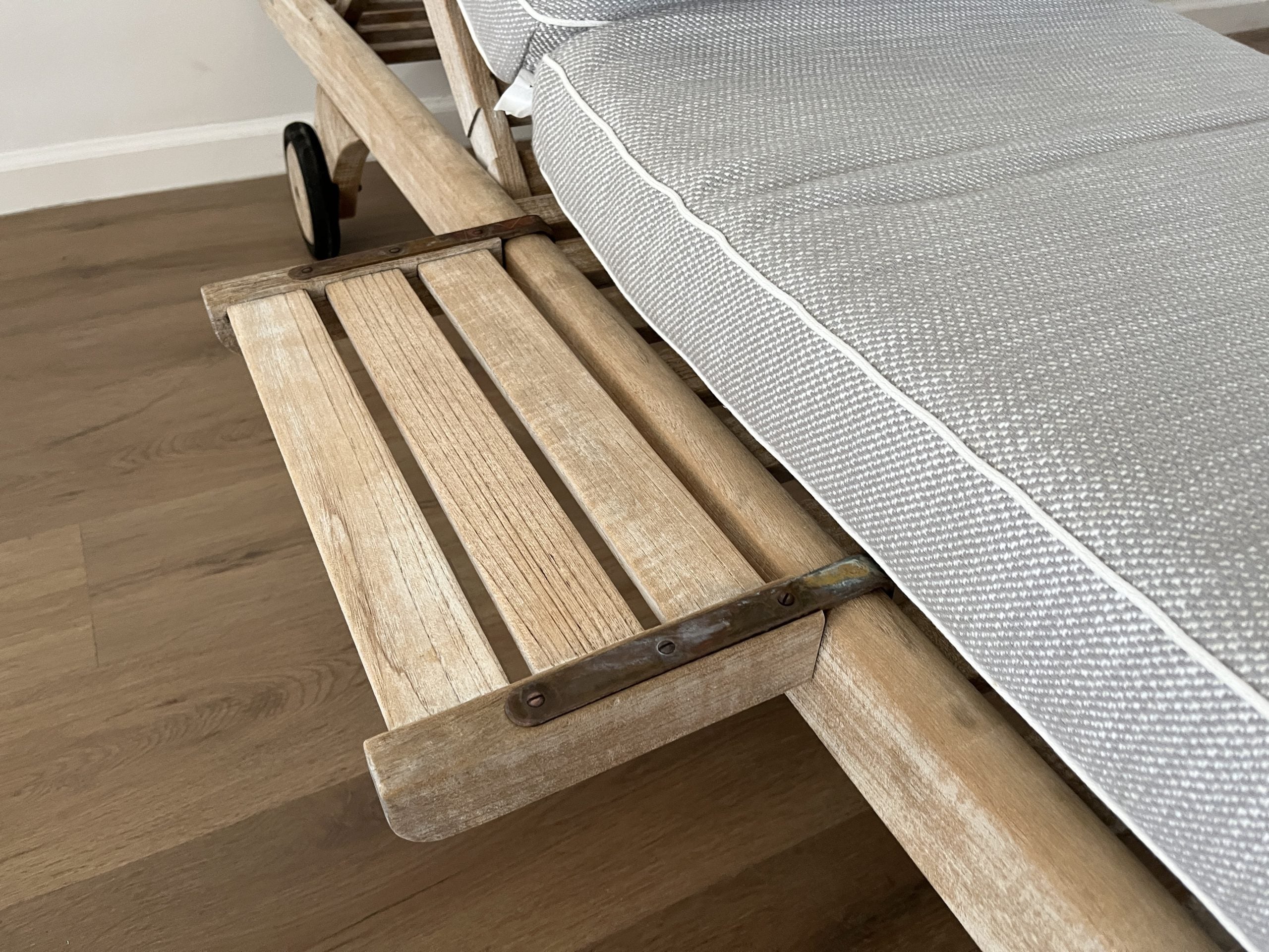 Barlow Tyrie Classic Chaise Lounges with Drink Trays, Pair (1 of 2)