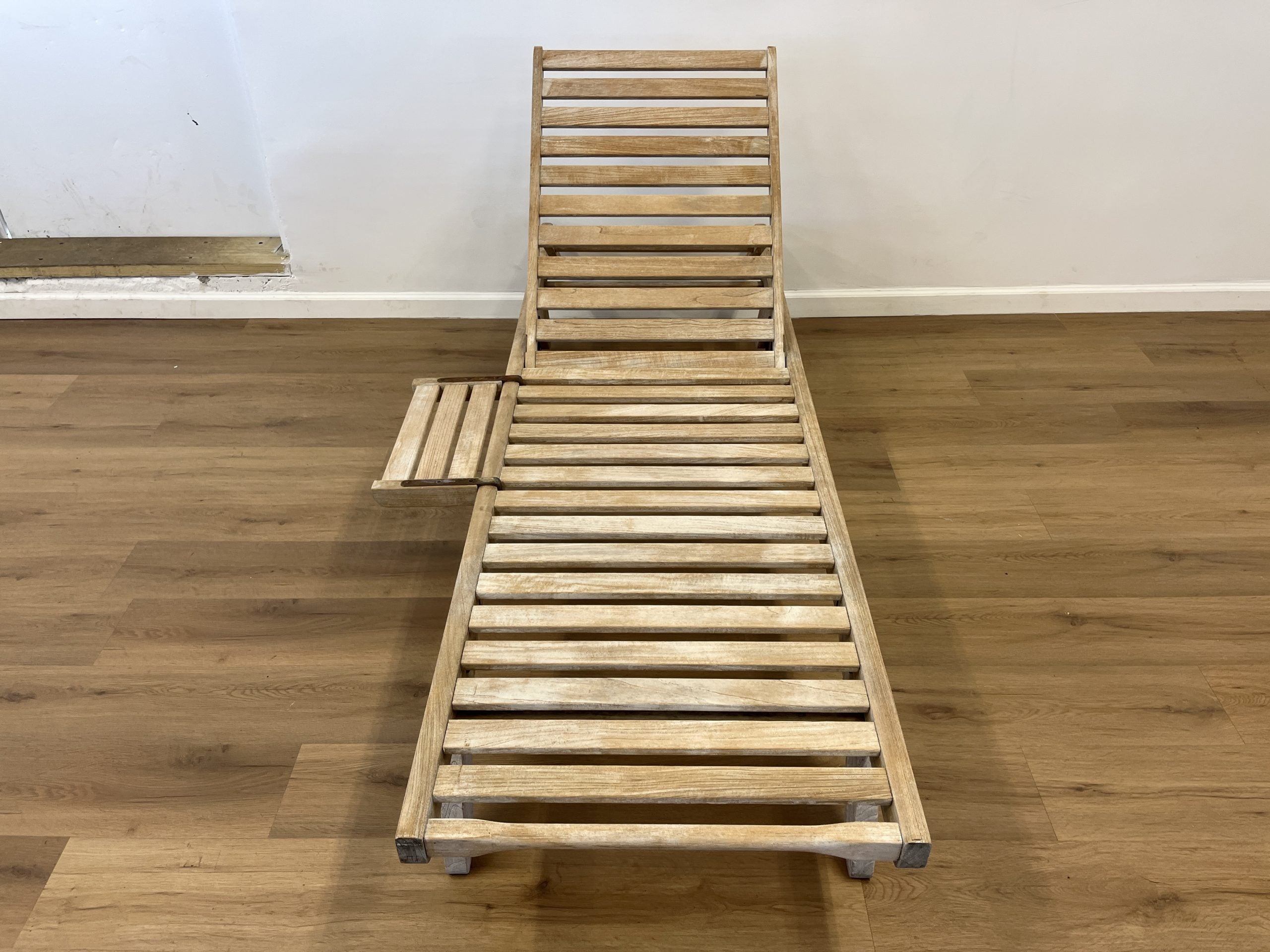 Barlow Tyrie Classic Chaise Lounges with Drink Trays, Pair (1 of 2)