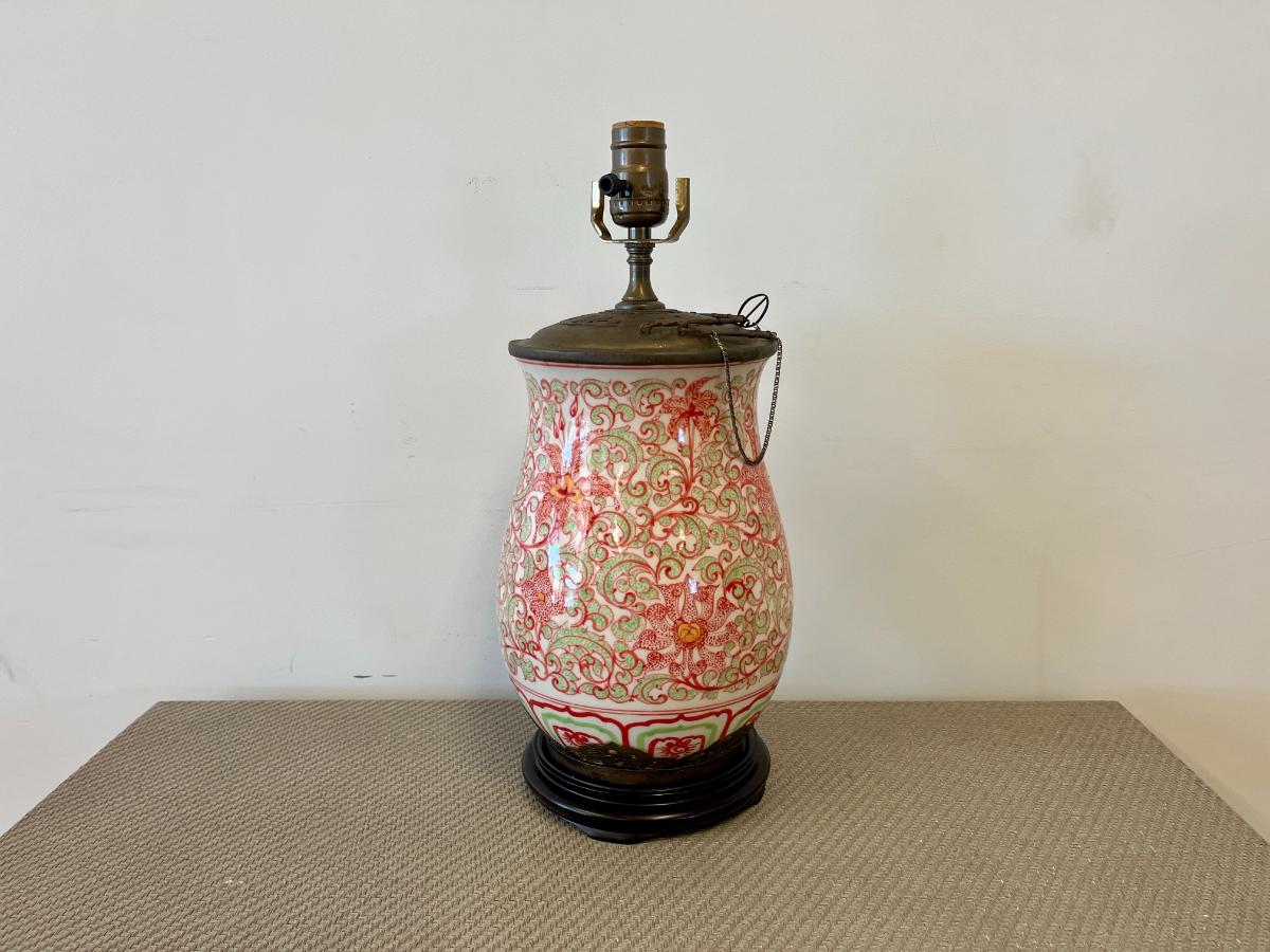 Chinese-Style Floral Porcelain Table Lamp on Wood Base