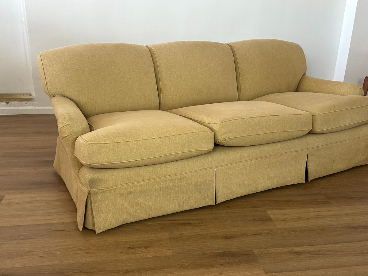 Skirted 90" Standard Arm Sofa
