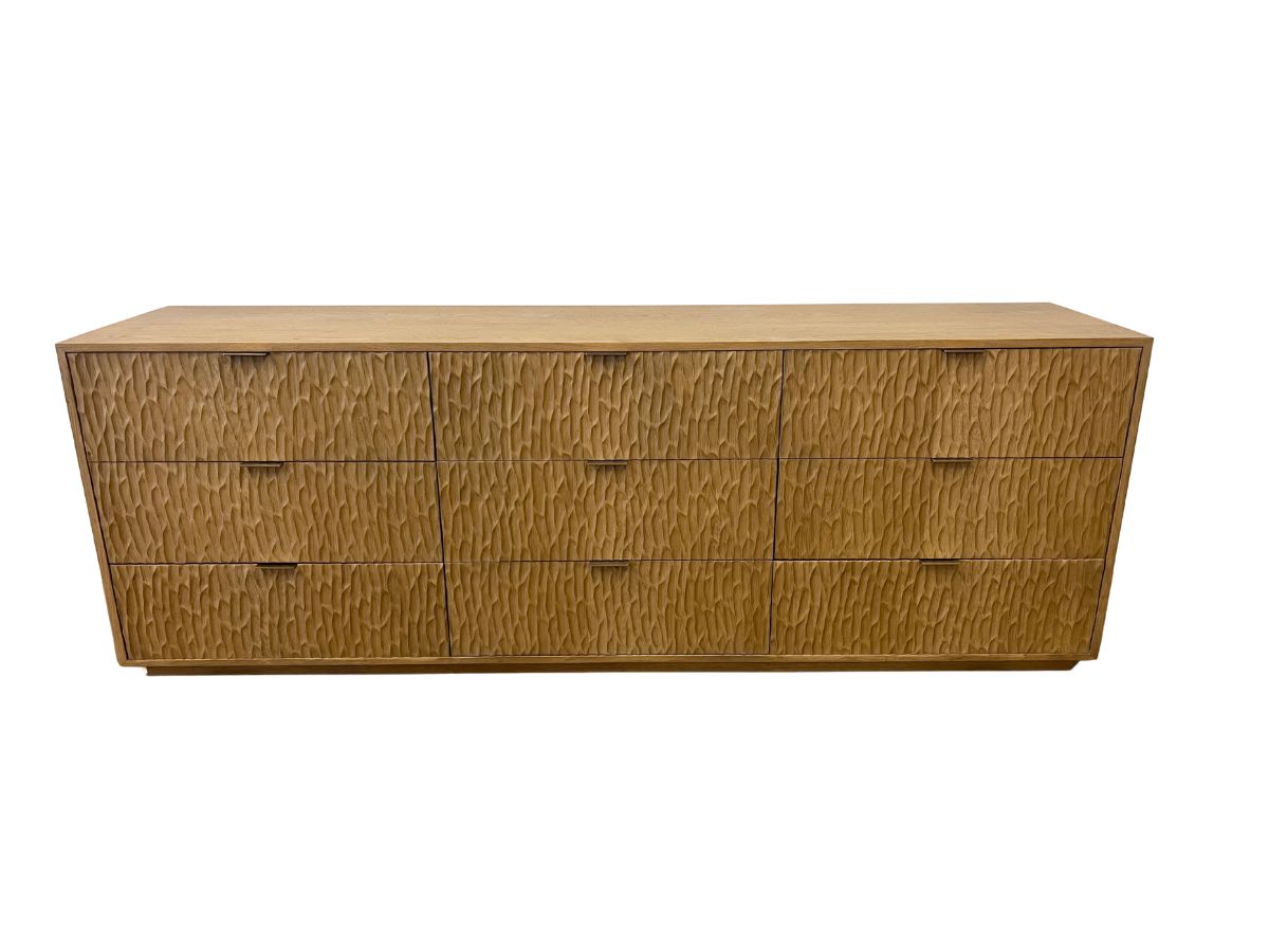 RH Melbourne 9-Drawer Dresser