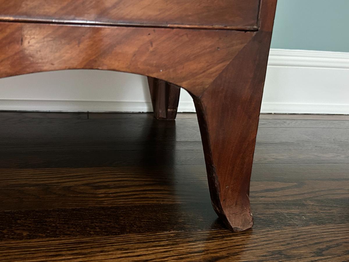 19th Century English Bow Front Chest of Drawers, Circa 1860