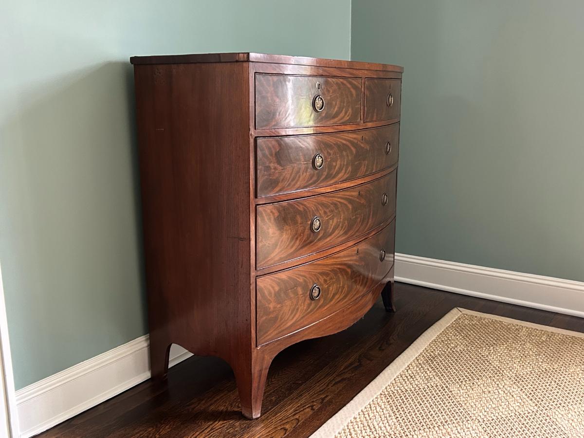 19th Century English Bow Front Chest of Drawers, Circa 1860