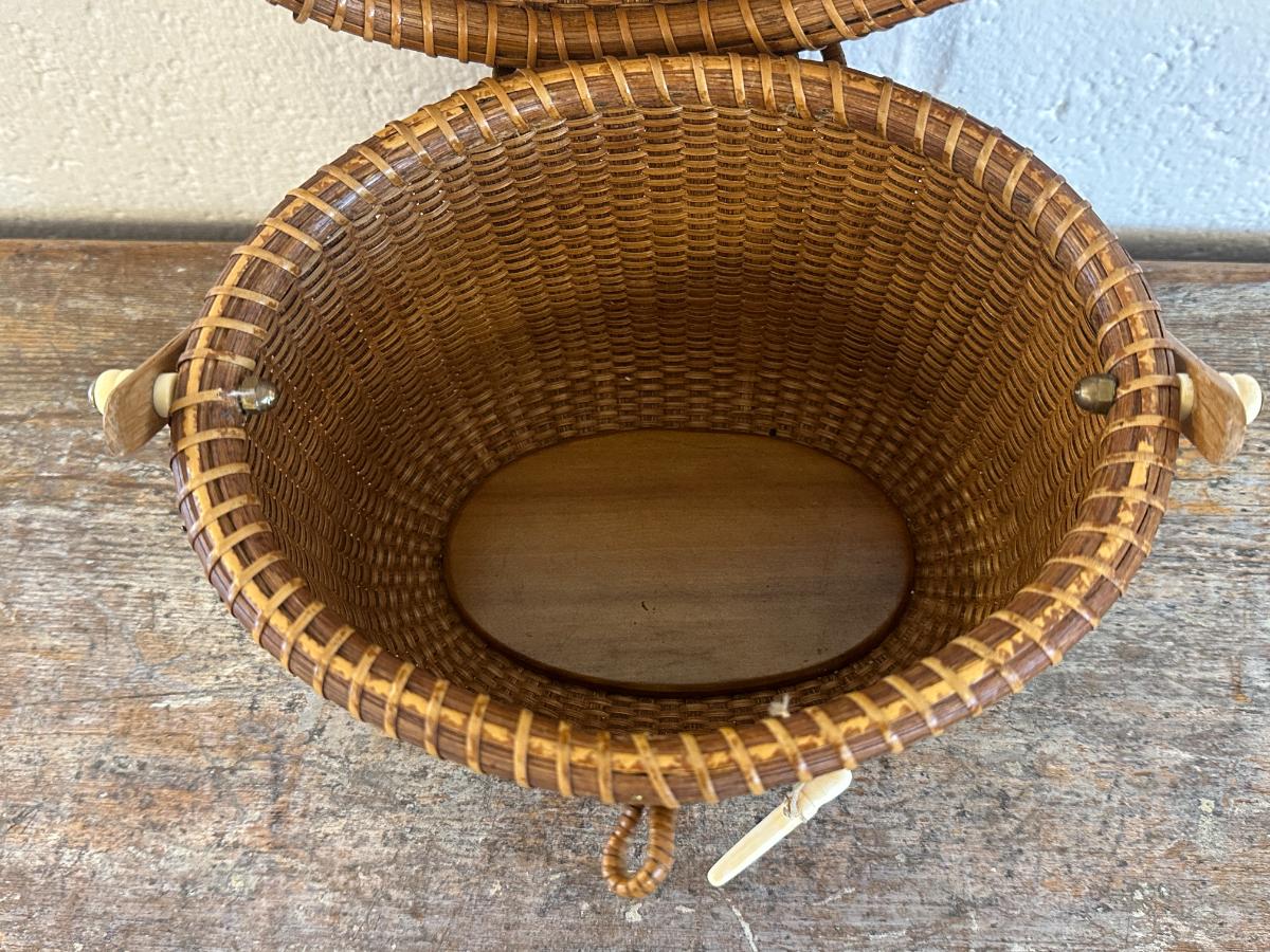 Nantucket Lightship Basket Purse