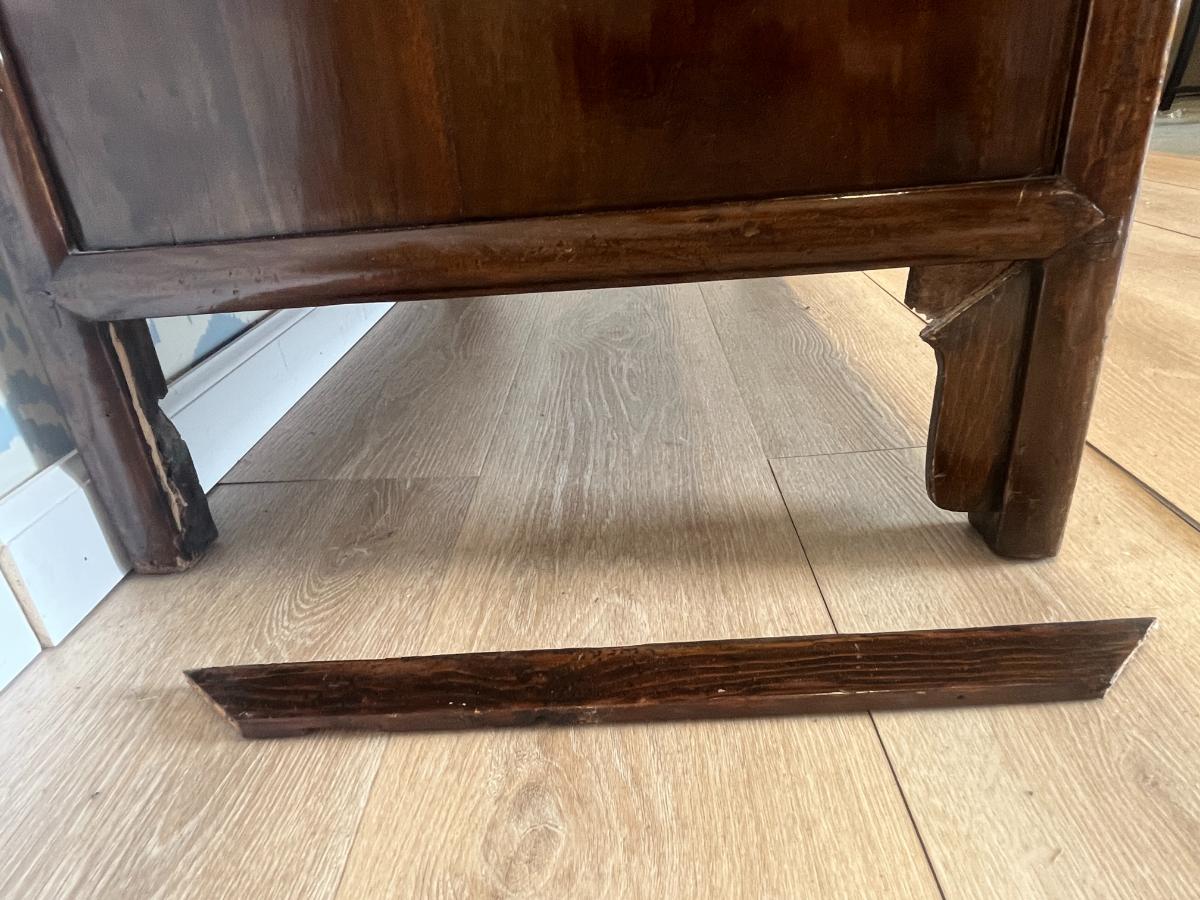 18th Century Nanmu Display Cabinet