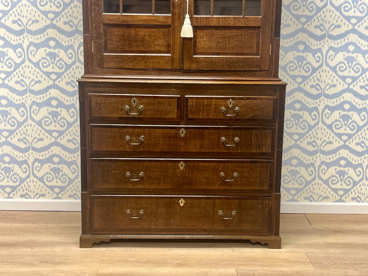 Exceptional English Oak Cupboard with Mahogany Crossbanding, Circa 1840