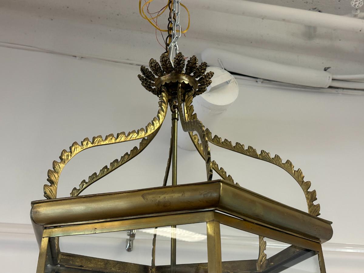 Vaughan Lighting Regency Hall Lantern, Large