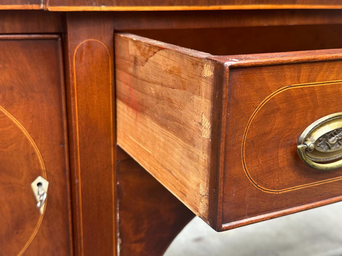 Federal Style Mahogany Sideboard with Ivory Keyhole Escutcheons, Circa 1790