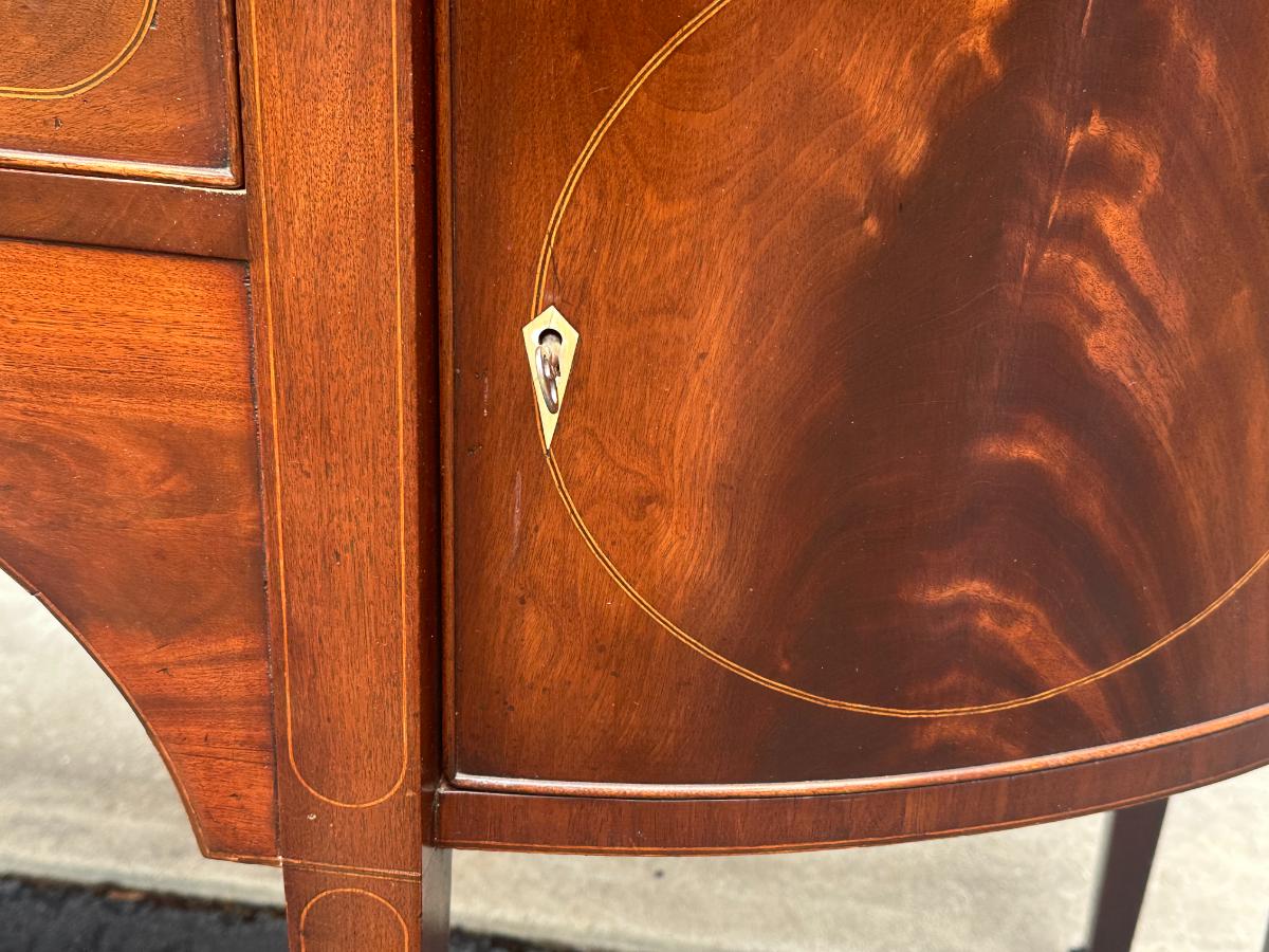 Federal Style Mahogany Sideboard with Ivory Keyhole Escutcheons, Circa 1790