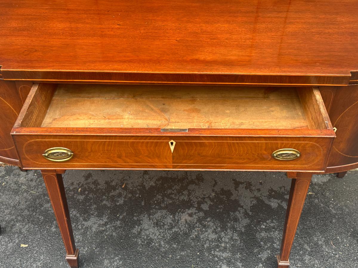 Federal Style Mahogany Sideboard with Ivory Keyhole Escutcheons, Circa 1790