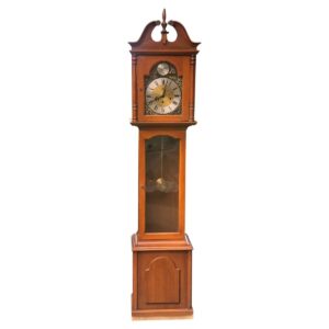 Ridgeway "Tempus Fugit" Grandmother Mahogany Clock