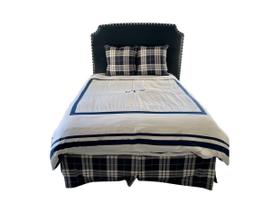 Lot #31 is a Plaid Bed Skirt and Pair of Pillows is in Good condition and is Bed Skirt: 60"w x 80"d x 16"h, Pillows: 21"w x 21"h . This item is available in the Town & Sea, Lakeside Decor & More Sale. The auction closes 5/17 at 8PM. Place your bids today!